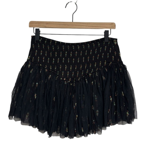 Free People FP One Blossom Mini Skort in Black - Size M - Picture 4 of 9